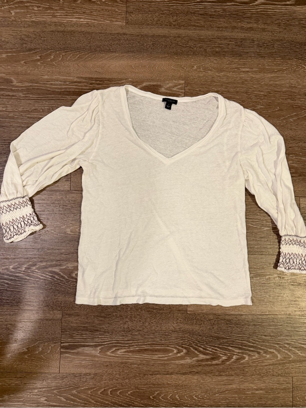 Ann Taylor Cream White V-Neck Long Sleeve Top with Embroidered Smocked Cuffs